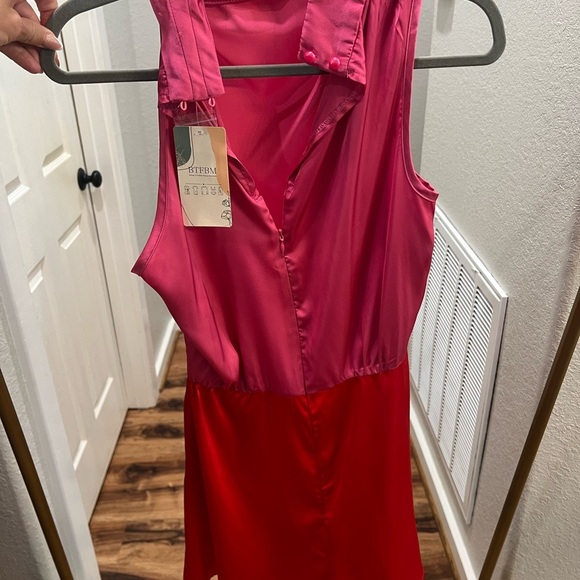 Mock Neck Summer Romper Satin Sleeveless - Picture 2 of 3